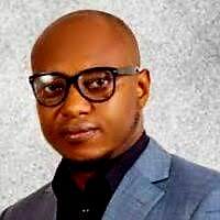 Omowole Agbolade